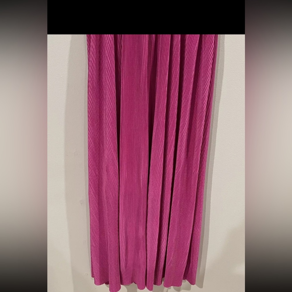 Jodifl Pink dress Short Sleeve, size Small - Picture 2 of 6
